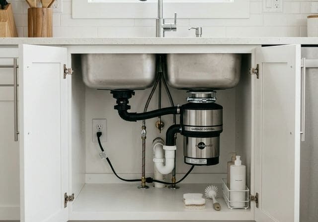 garbage-disposal-care